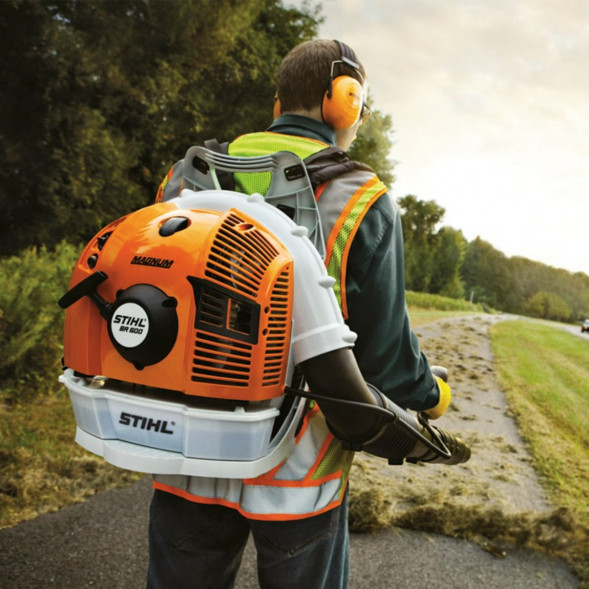 Воздуходувка бензиновая STIHL BR 600  в Челябинске