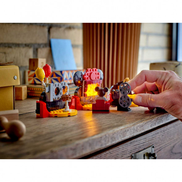 Конструктор LEGO Disney 40600 Празднование 100-летия Дисней в Челябинске