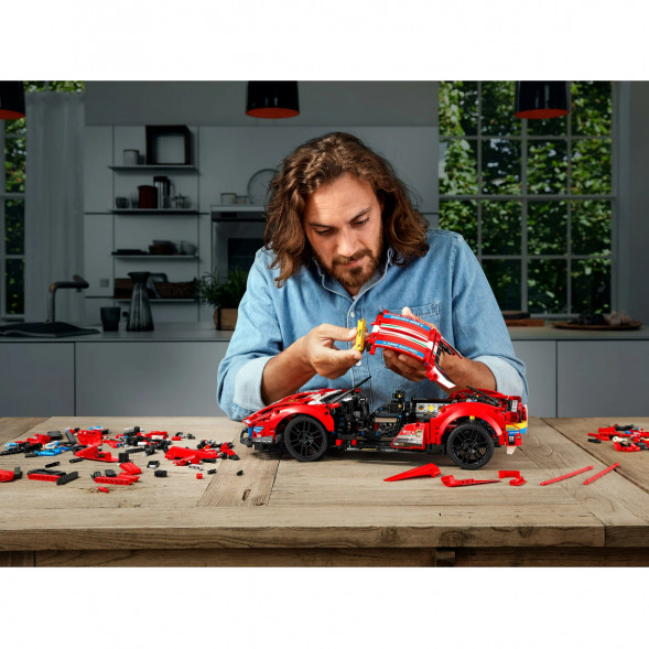 Конструктор LEGO Technic 42125 Ferrari 488 GTE &amp;quot;AF Corse #51&amp;quot; в Челябинске