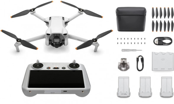 Квадрокоптер DJI Mini 3 Fly More Combo Plus (DJI RC) в Челябинске