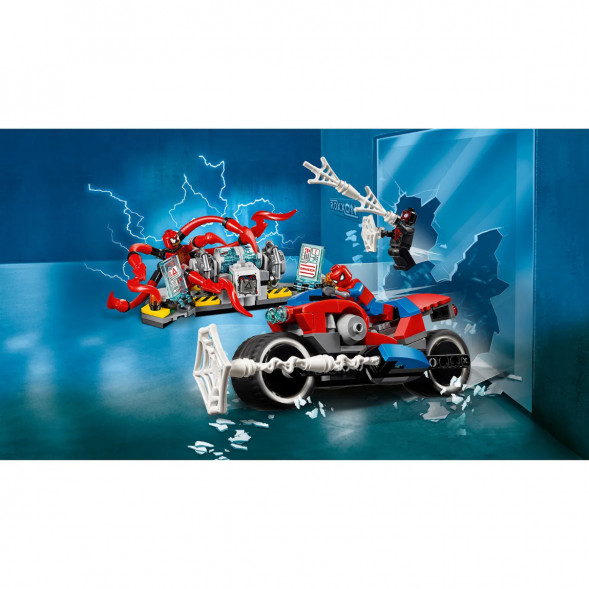 Конструктор LEGO Super Heroes 76113 Спасательная операция на мотоциклах в Челябинске