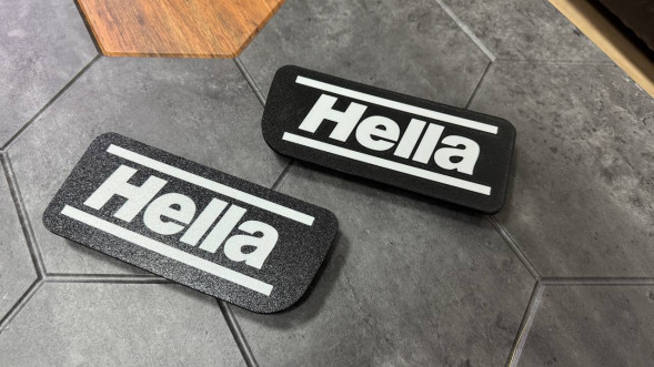 Заглушки противотуманных фар Hella для BMW E36 (комплект 2 шт.) в Челябинске