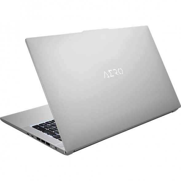 Ноутбук Gigabyte Aero 17 XE5 (XE5-73RU744HP) (17.3&amp;quot;, IPS, Intel Core i7 12700H 2.3ГГц, 14 ядер, 32ГБ DDR5, 1ТБ SSD, NVIDIA GeForce RTX 3070 Ti - 8 ГБ, Windows 11 Pro), серебристый в Челябинске