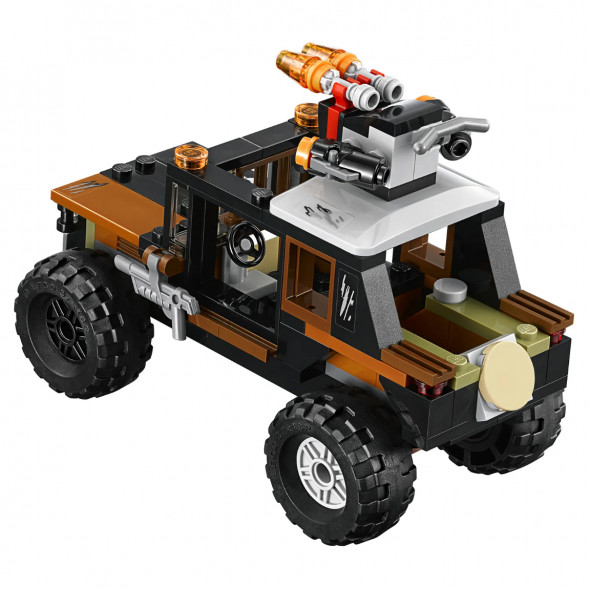 Конструктор LEGO Super Heroes 76050 Опасное ограбление в Челябинске