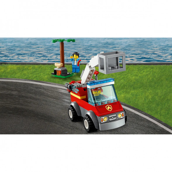 Конструктор LEGO City Fire 60212 Пожар на пикнике в Челябинске