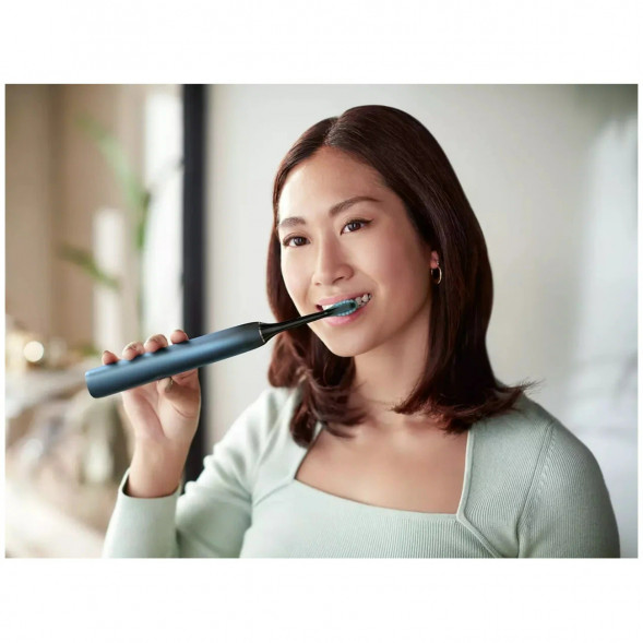 Электрическая звуковая зубная щетка Philips Sonicare DiamondClean 9000 HX9911/88, темно-синий в Челябинске