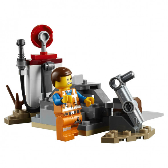 Конструктор LEGO Movie 70823 Трехколёсный велосипед Эммета в Челябинске