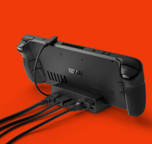 Игровая приставка Valve Steam Deck 64 ГБ SSD, черный в Челябинске